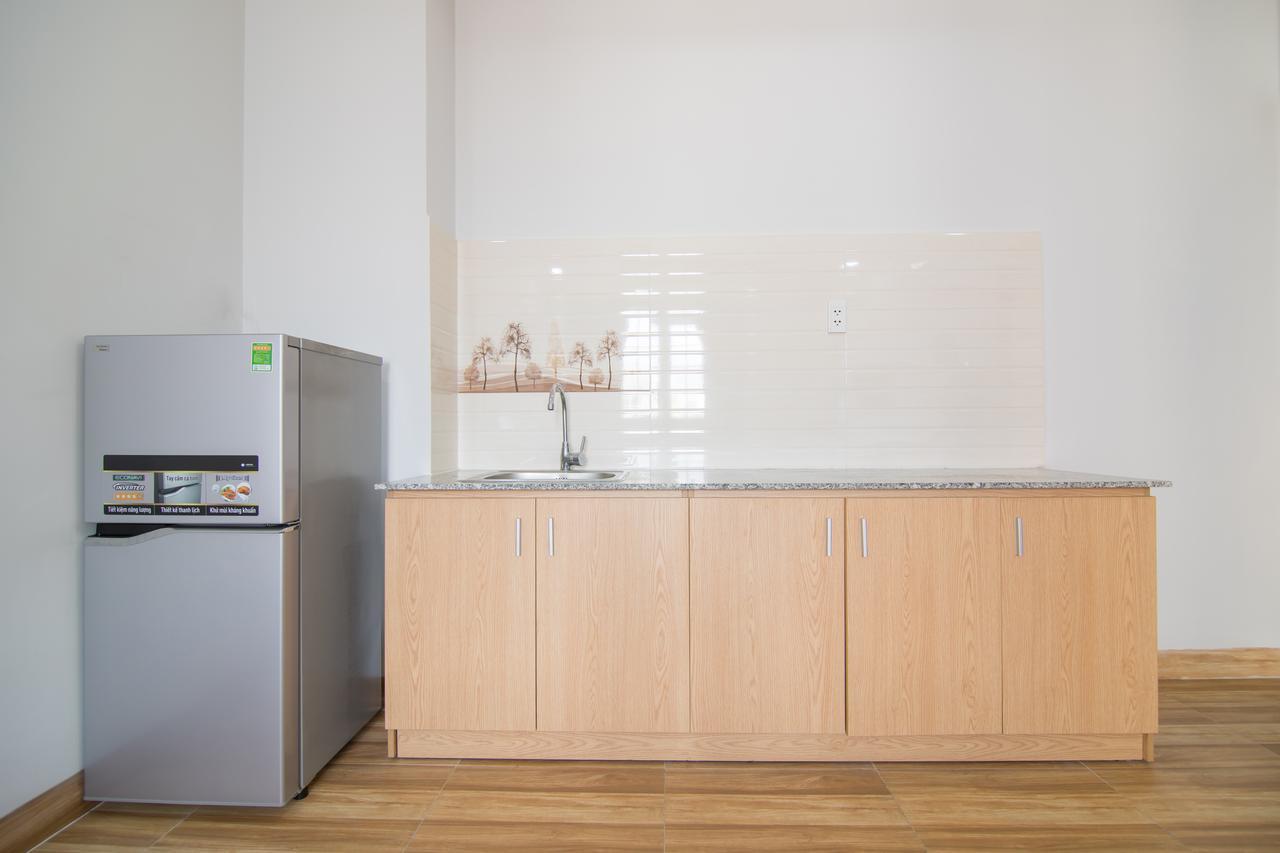 Reddoorz Premium Near E-Town Hotell Ho Chi Minh-staden Exteriör bild
